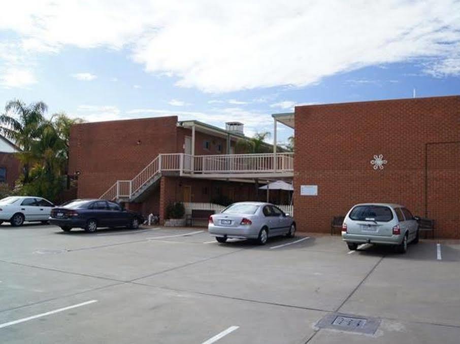 Central Yarrawonga Motor Inn Exterior foto